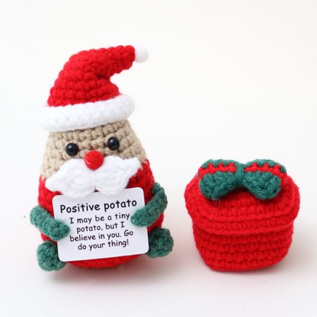 Festive Wreath Charm
