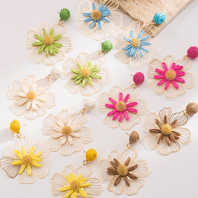 Raffia Floral Earrings