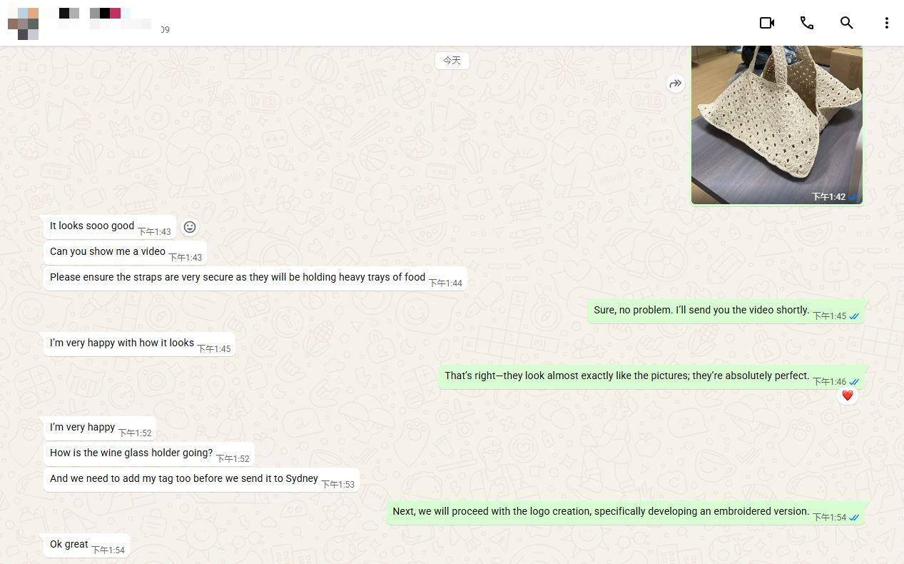 Buyer saying the custom crochet bag looks good and that she is very happy